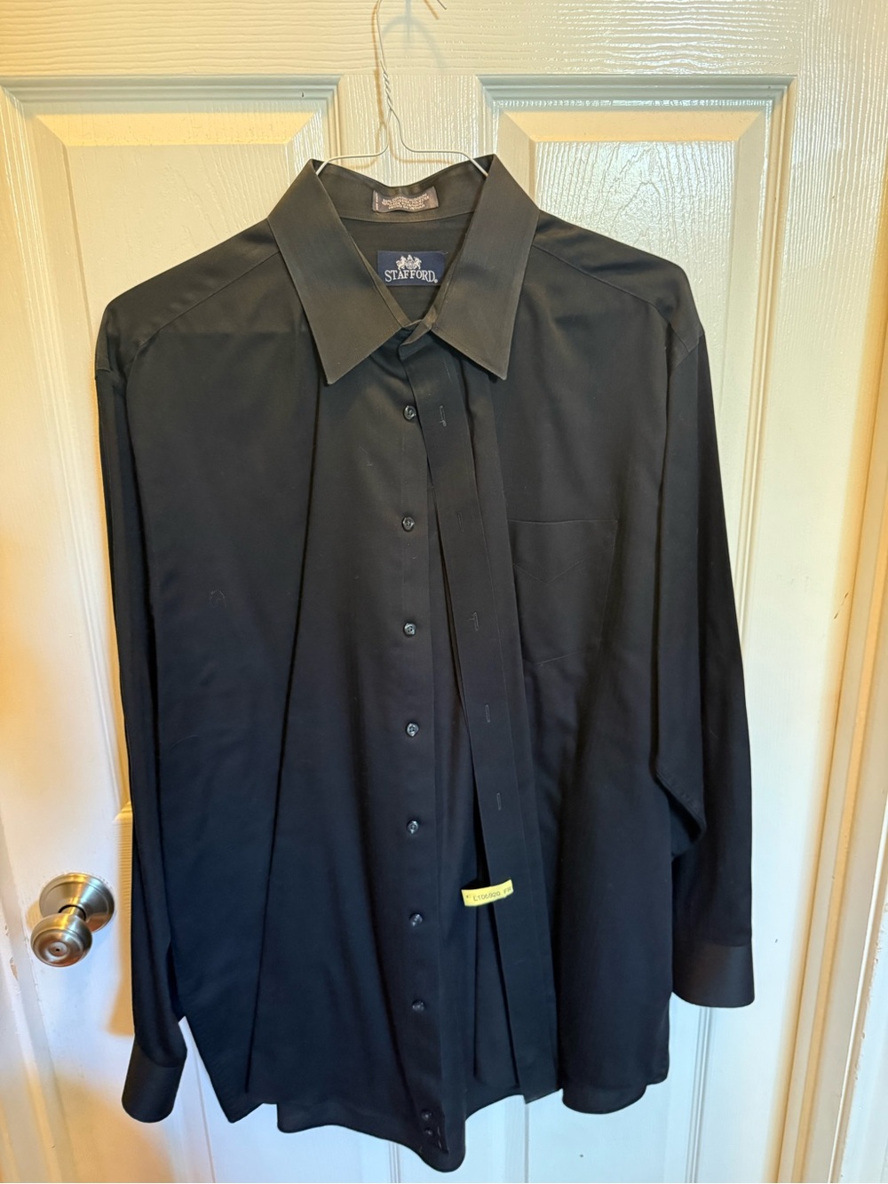 Stafford Black Men's Long-Sleeve Dress Shirt
